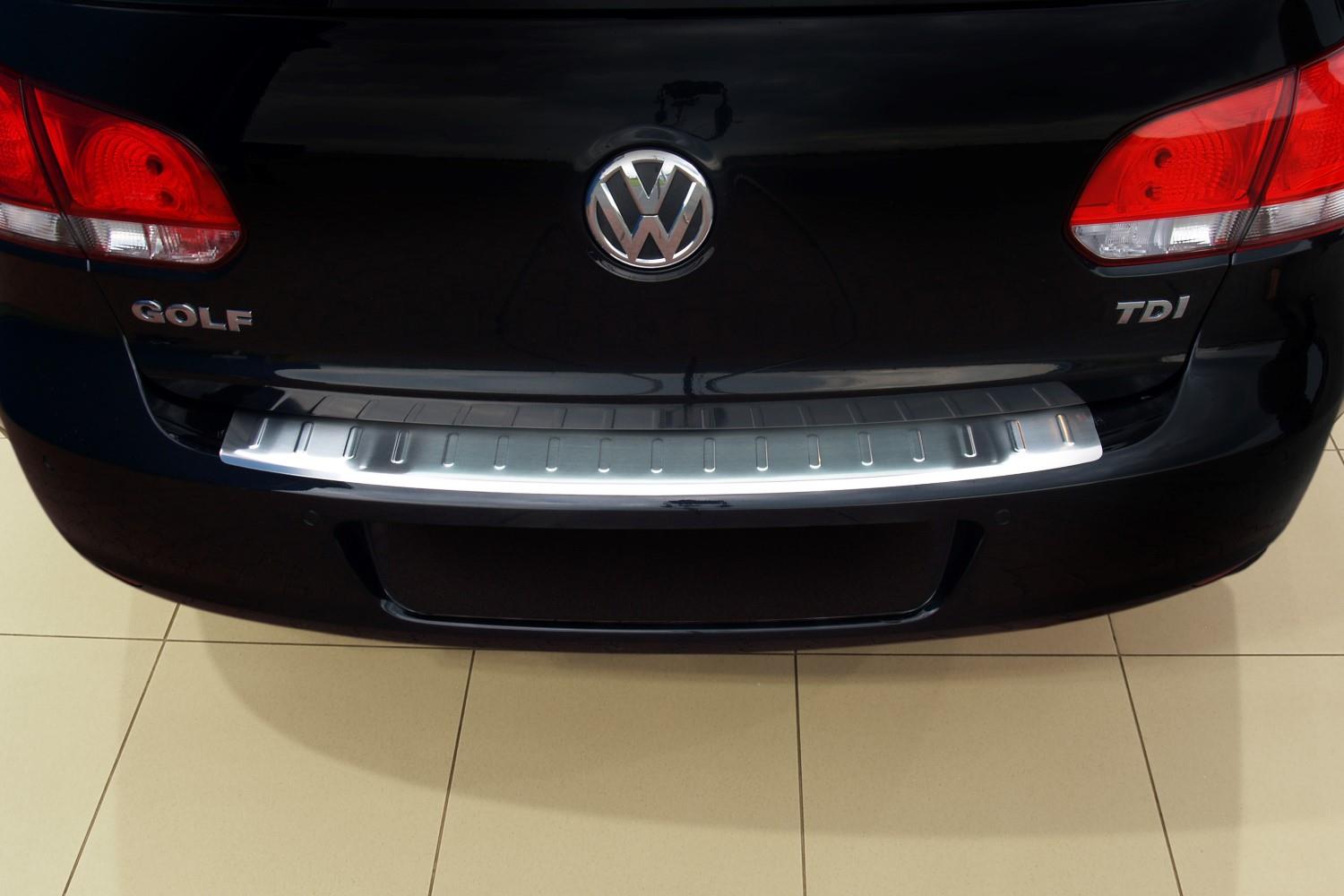 Rear bumper protector Volkswagen Golf VI (5K) 2008-2012 5-door hatchback stainless steel