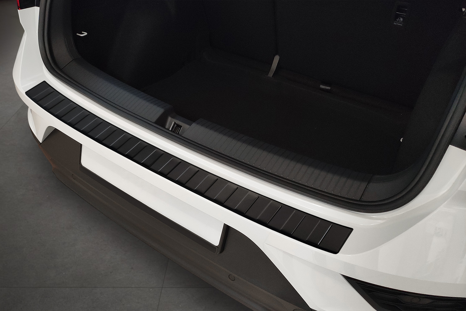 Ladekantenschutz Volkswagen T-Roc (A1) Edelstahl matt anthrazit |  CarParts-Expert