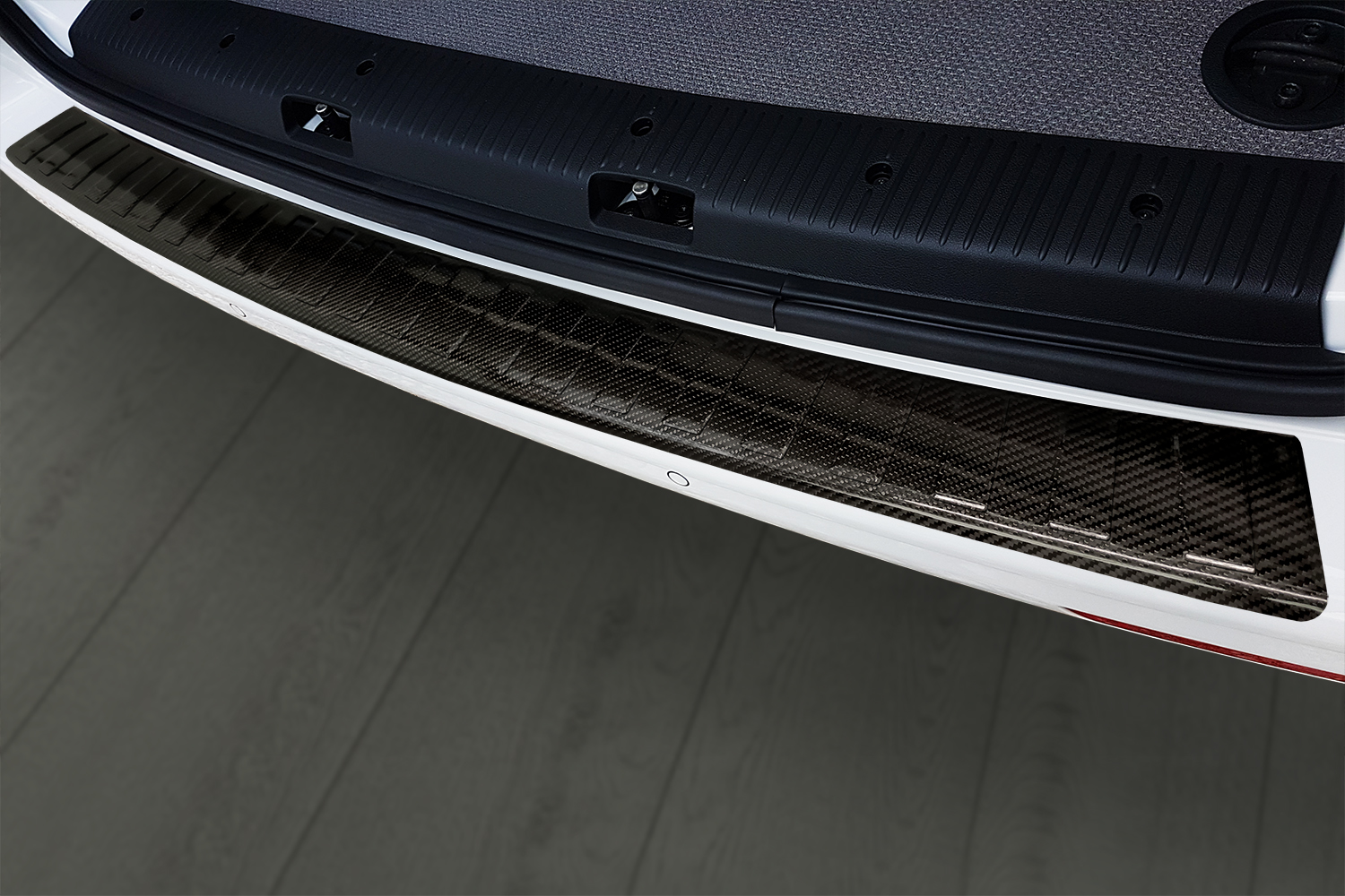 Rear bumper protector suitable for Volkswagen Transporter T5 2003-2015 carbon