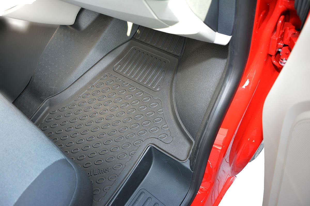 https://www.carparts-expert.com/images/stories/virtuemart/product/vw1t5fm-volkswagen-transporter-t5-2003-2015-car-mat-set-pe-tpe-rubber-3.jpg