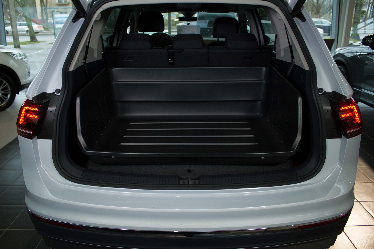 Bac de coffre convient à Volkswagen T-Roc 2017-présent Boot-Guard 99 x 60 haute paroi