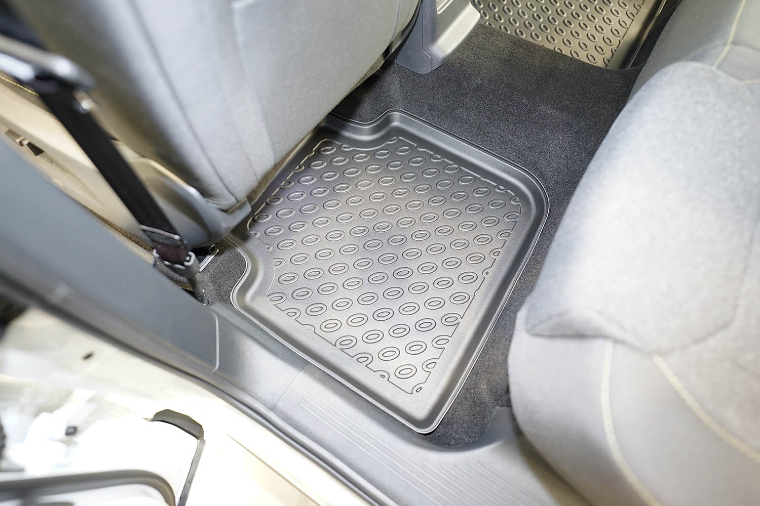 Car mats suitable for Volkswagen Tayron 2024-present Cool Liner PE/TPE rubber (VW1TYFM-C) (7)