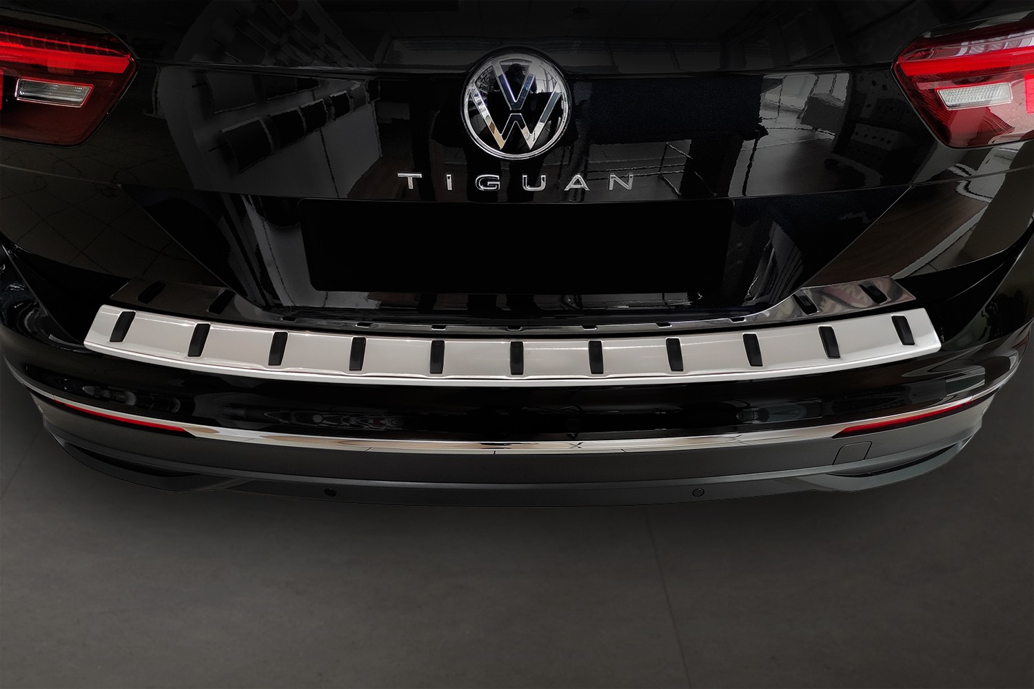 Einstiegsleisten Volkswagen Tiguan II Edelstahl - Carbon Folie