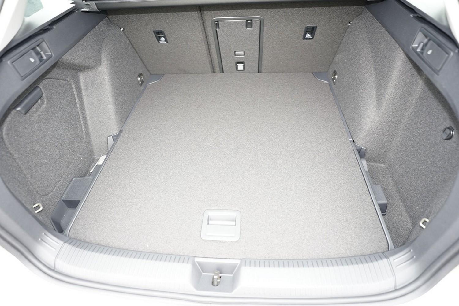 Tapis de coffre Volkswagen Golf VIII Variant (CD) PE/TPE