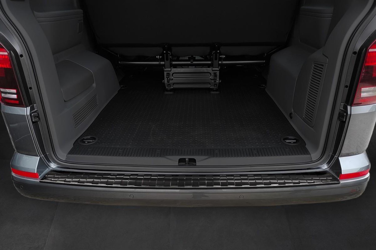 Schätz ® Premium Ladekantenschutz im Carbon-Design für VW T6