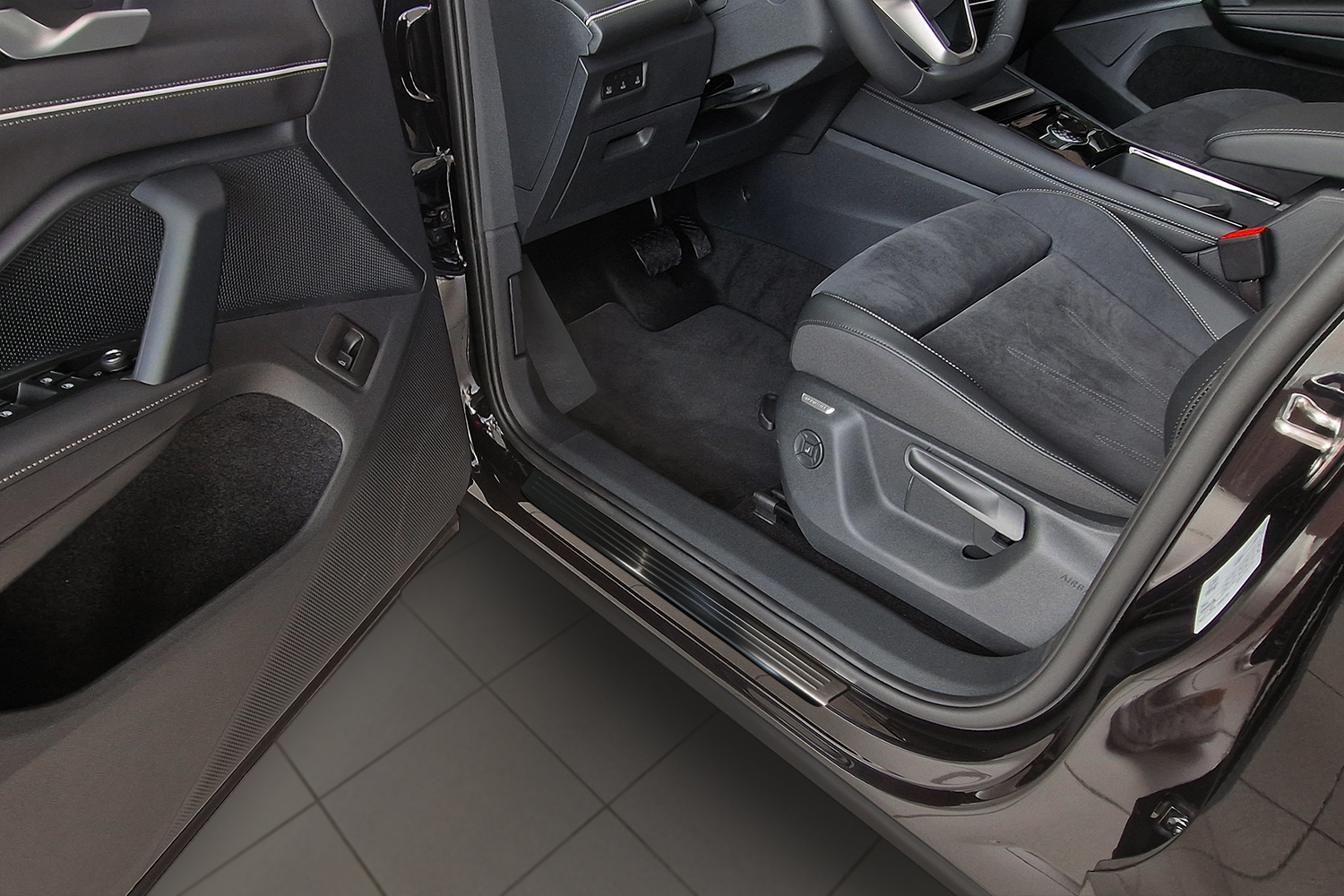 Instaplijsten geschikt voor Volkswagen Tiguan III 2024-heden RVS geborsteld antraciet 4-delig