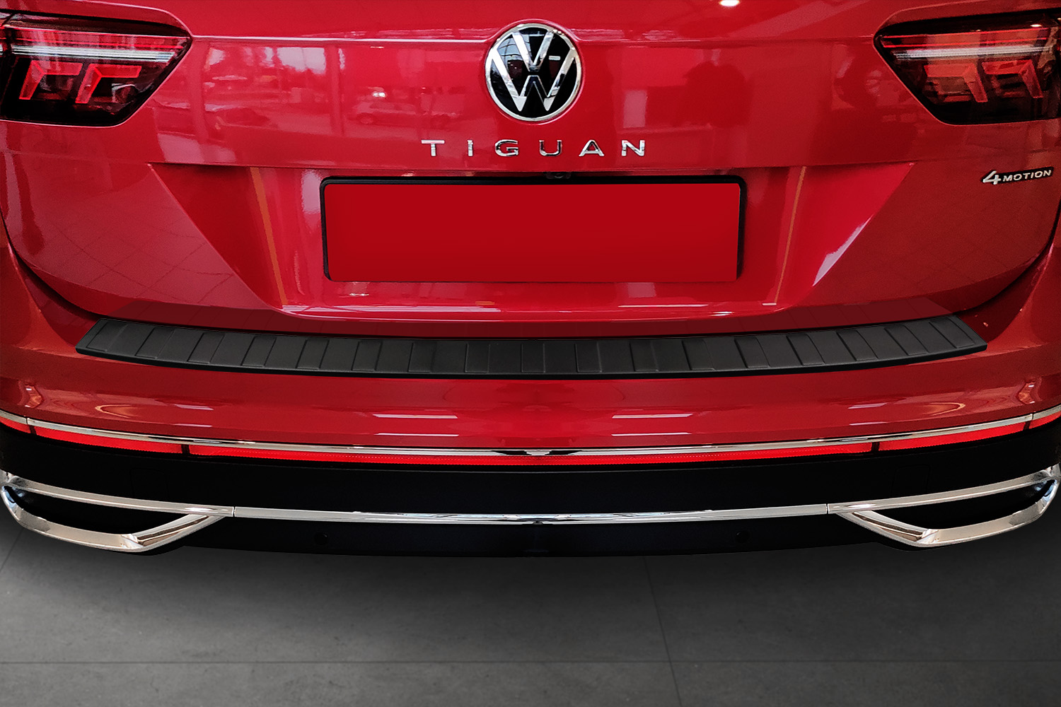 Ladekantenschutz Volkswagen Tiguan II 2015-2024 Edelstahl mattschwarz