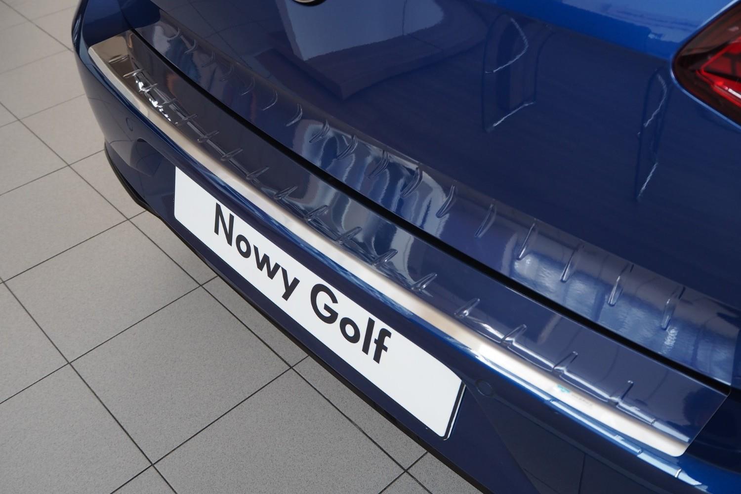 Für VW Golf 7 Limousine Ladekantenschutz Carbon Look mit Abkantung Schutz  Metall