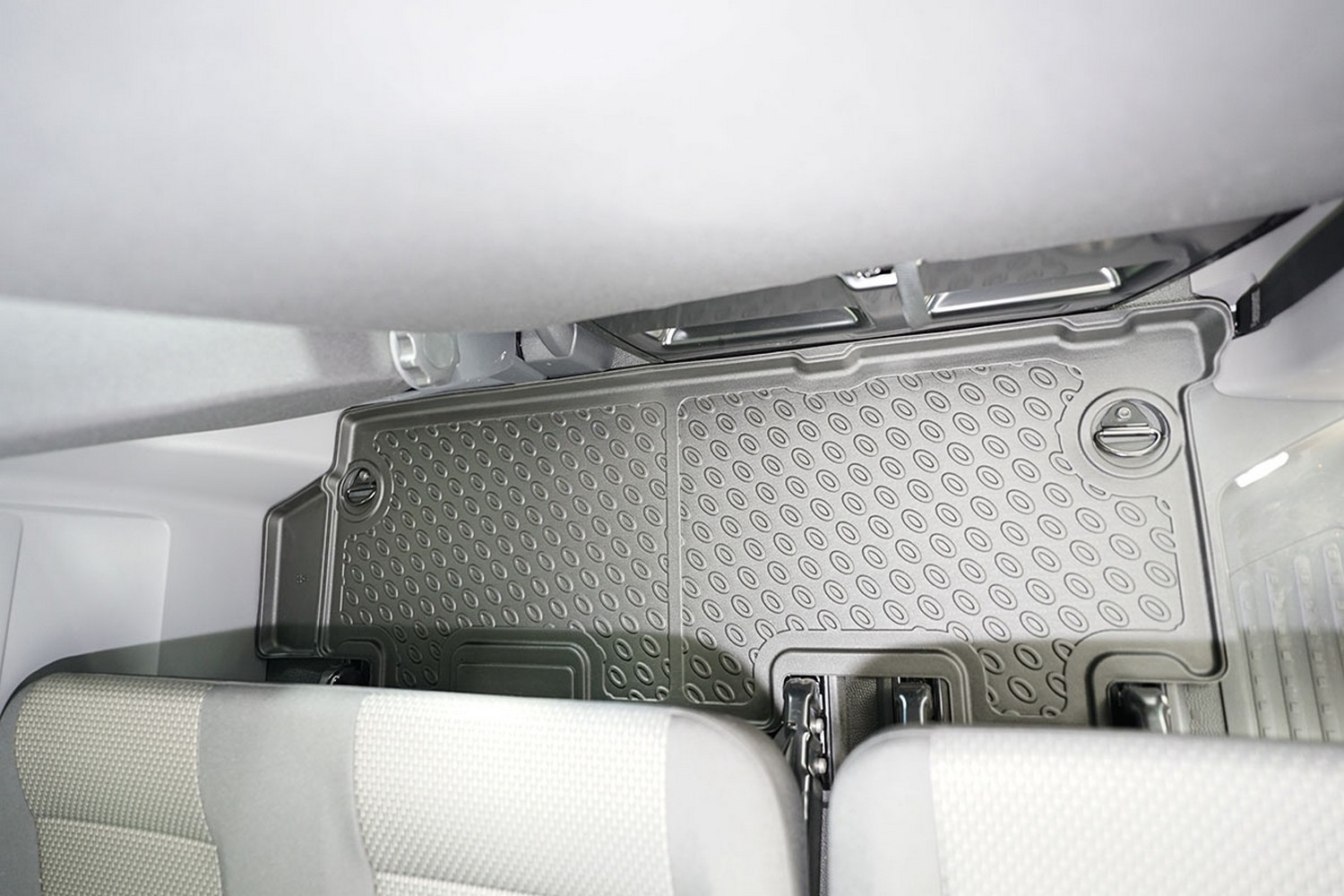 Car mats suitable for Volkswagen Transporter T6 - T6.1 2015-present Cool Liner PE/TPE rubber (VW2T6FM-C) (3)