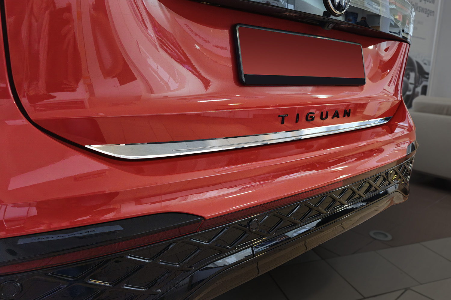 Garniture hayon arrière convient à Volkswagen Tiguan III 2024-présent acier inox brillant