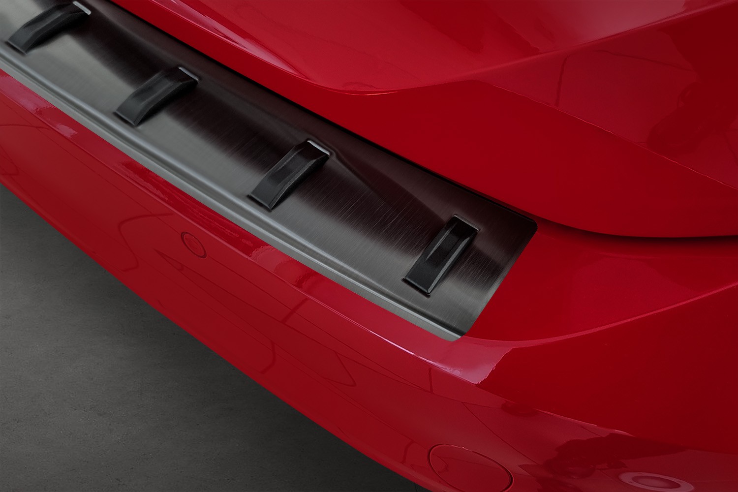Rear bumper protector Volkswagen Passat Variant (B8) 2014-present wagon stainless steel anthracite - Strong (3) Rear bumper protector Volkswagen Passat Variant (B8) 2014-present wagon stainless steel anthracite - Strong (3)
