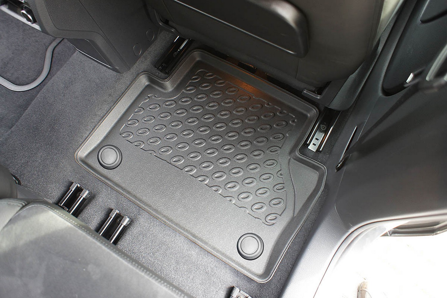 Car mats suitable for Volkswagen Sharan II (7N) 2010-present Cool Liner PE/TPE rubber (VW4SHFM-C) (2) Car mats suitable for Volkswagen Sharan II (7N) 2010-present Cool Liner PE/TPE rubber (VW4SHFM-C) (2)