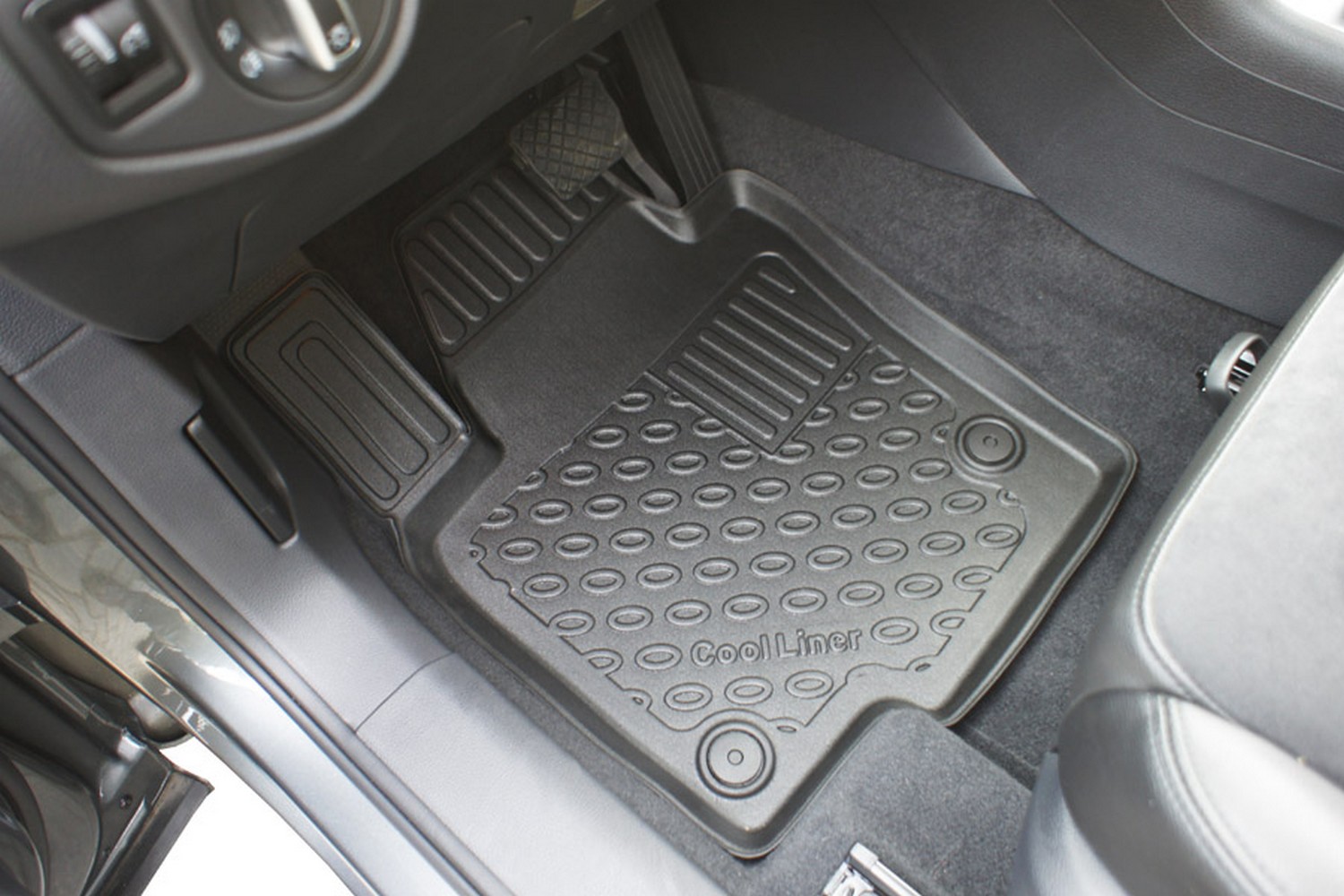 Car mats suitable for Volkswagen Sharan II (7N) 2010-present Cool Liner PE/TPE rubber (VW4SHFM-C) (3) Car mats suitable for Volkswagen Sharan II (7N) 2010-present Cool Liner PE/TPE rubber (VW4SHFM-C) (3)