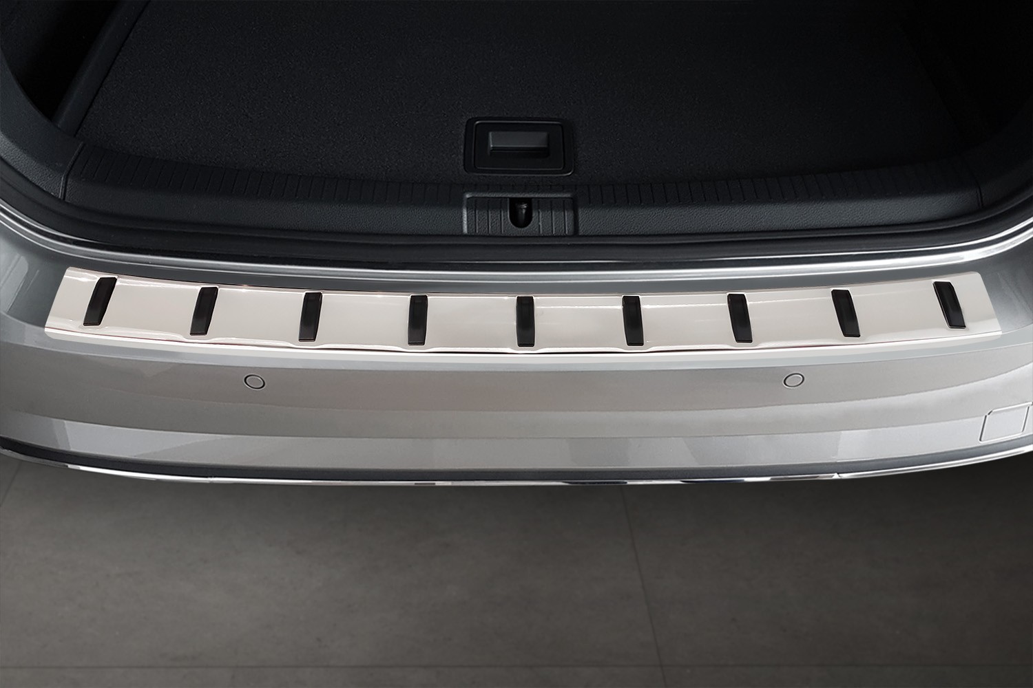 Rear bumper protector Volkswagen Golf VII Variant (5G) 2013-2017 wagon stainless steel - Strong (2) Rear bumper protector Volkswagen Golf VII Variant (5G) 2013-2017 wagon stainless steel - Strong (2)