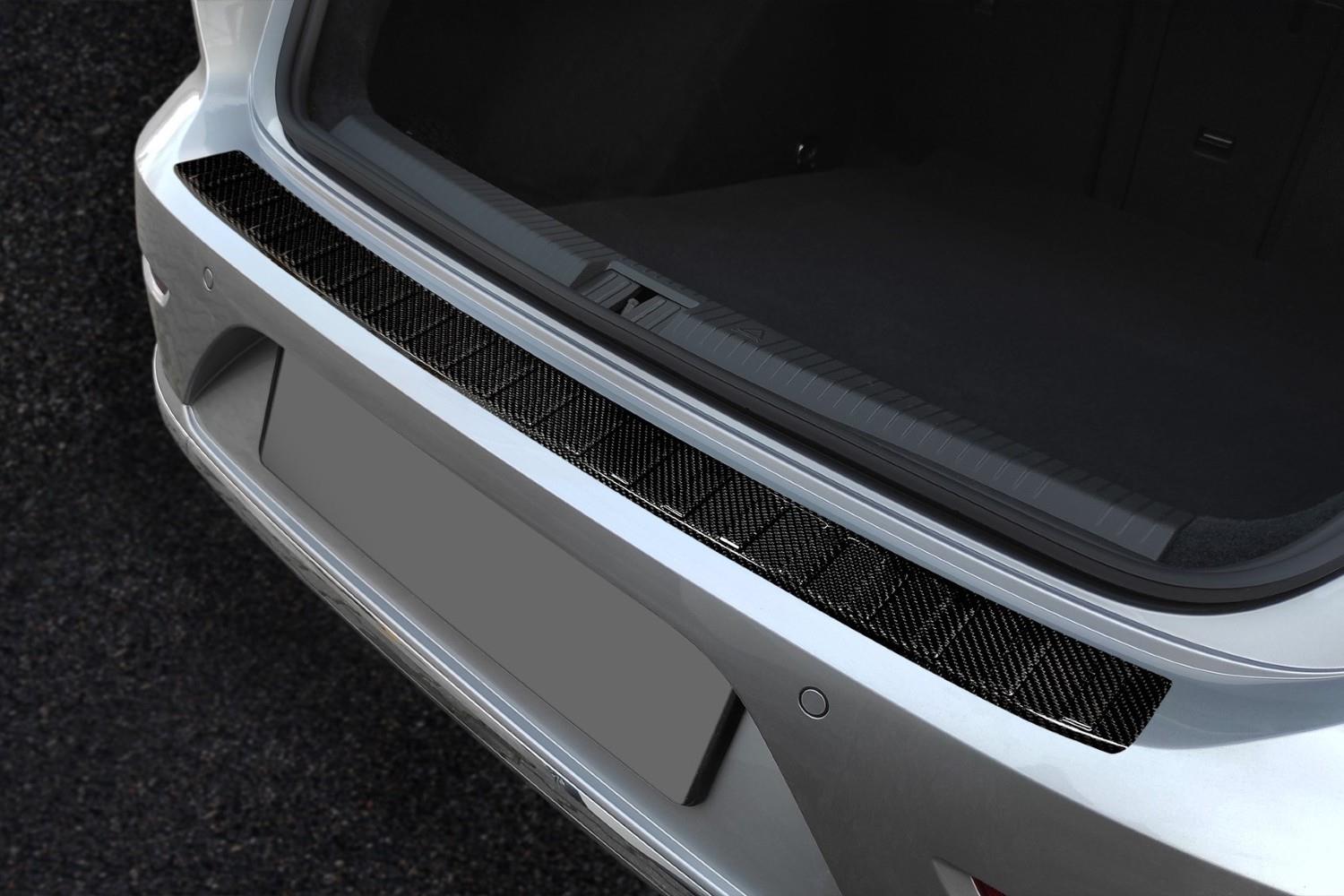 Rear bumper protector Volkswagen Arteon Shooting Brake 2020-present wagon carbon