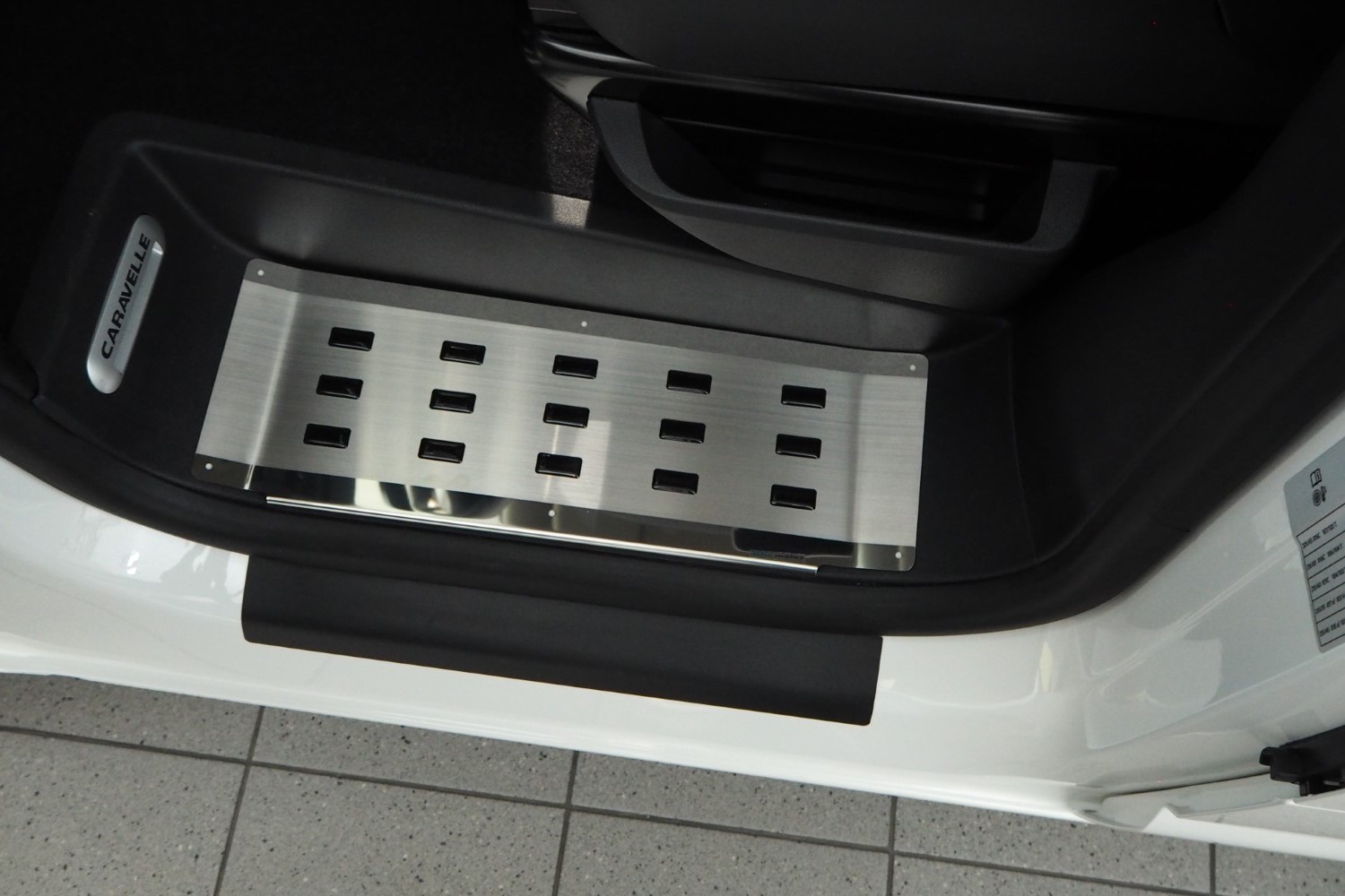 Seuils de portes intérieure Volkswagen Transporter T5 2003-2015 acier inox brossé - portes avant