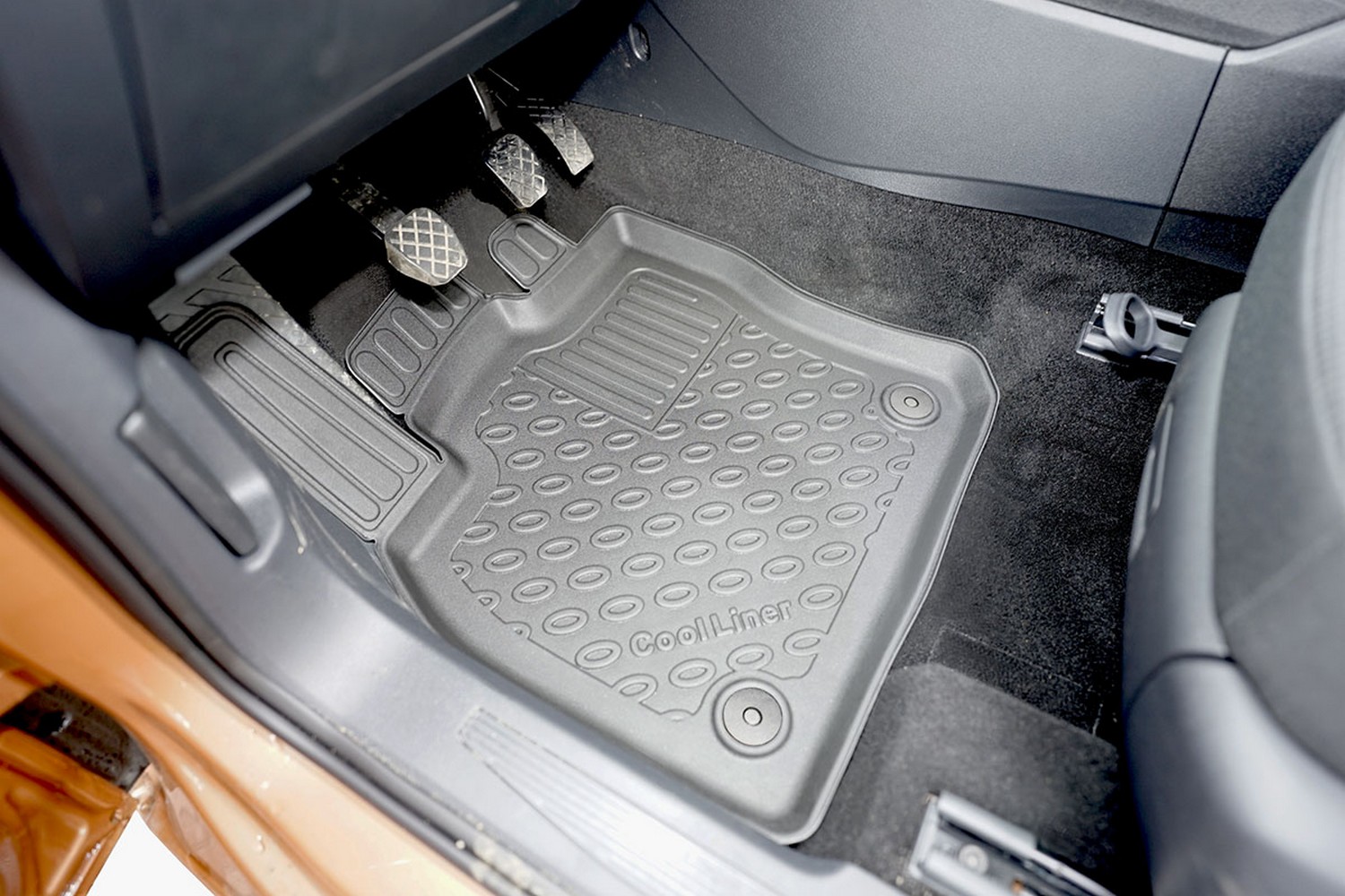 Car mats suitable for Volkswagen Caddy - Caddy Maxi (SB) 2020-present Cool Liner PE/TPE rubber (VW6CAFM-C) (2) Car mats suitable for Volkswagen Caddy - Caddy Maxi (SB) 2020-present Cool Liner PE/TPE rubber (VW6CAFM-C) (2)