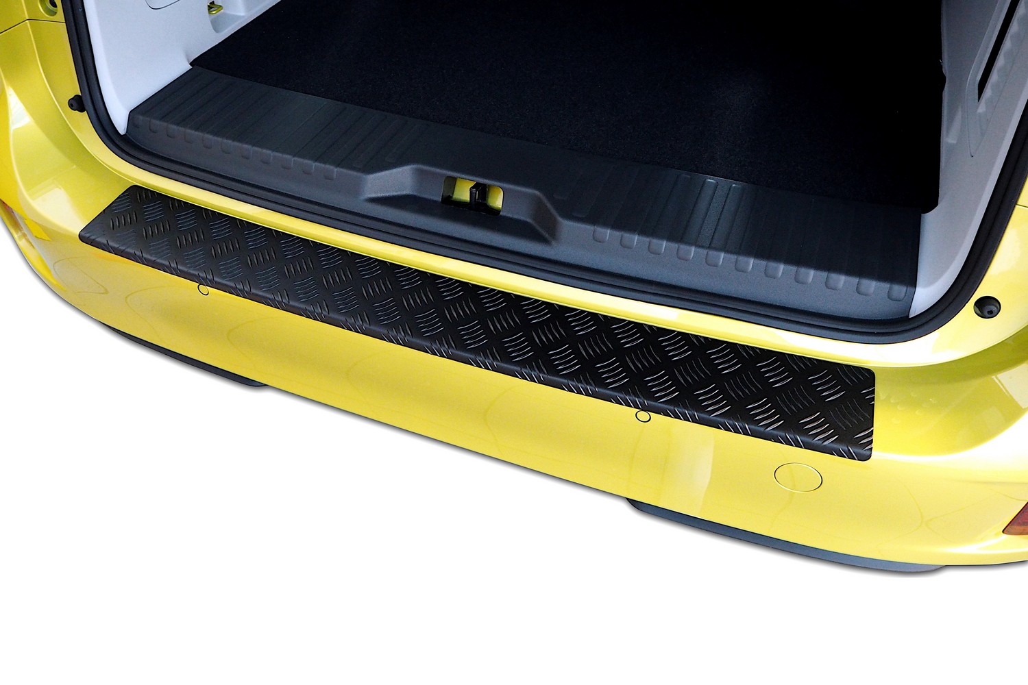 Rear bumper protector suitable for Volkswagen ID.Buzz 2022-present aluminium diamond plate matt black