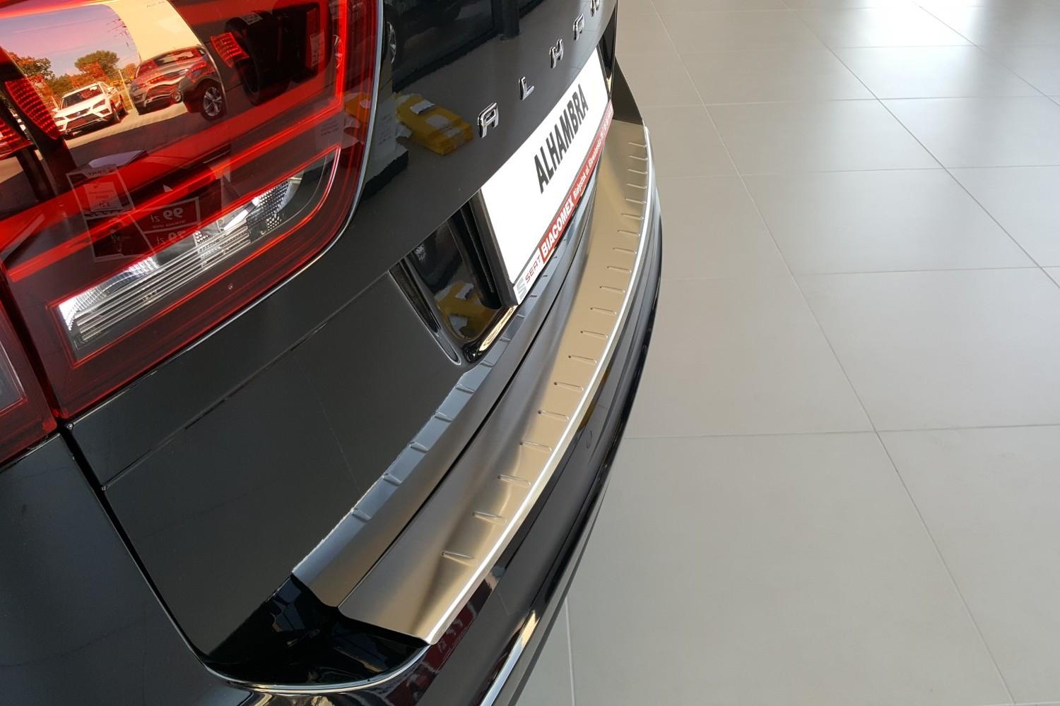 Rear bumper protector suitable for Volkswagen Sharan II (7N) 2010-2022 stainless steel brushed