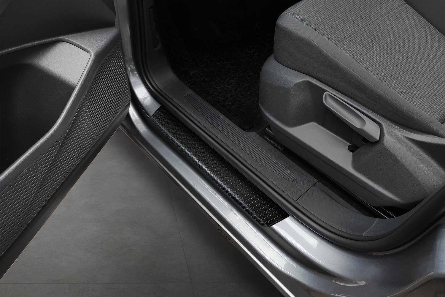 Einstiegsleisten passend für Volkswagen Caddy - Caddy Maxi (SB) 2020-heute Aluminium Riffelblech mattschwarz 2-teilig